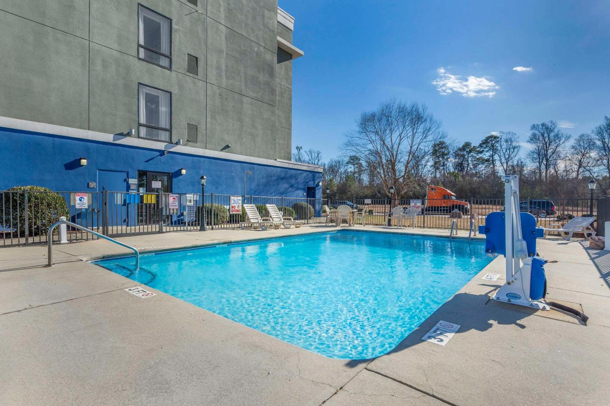 Comfort Suites Wilson - I - 95 Εξωτερικό φωτογραφία