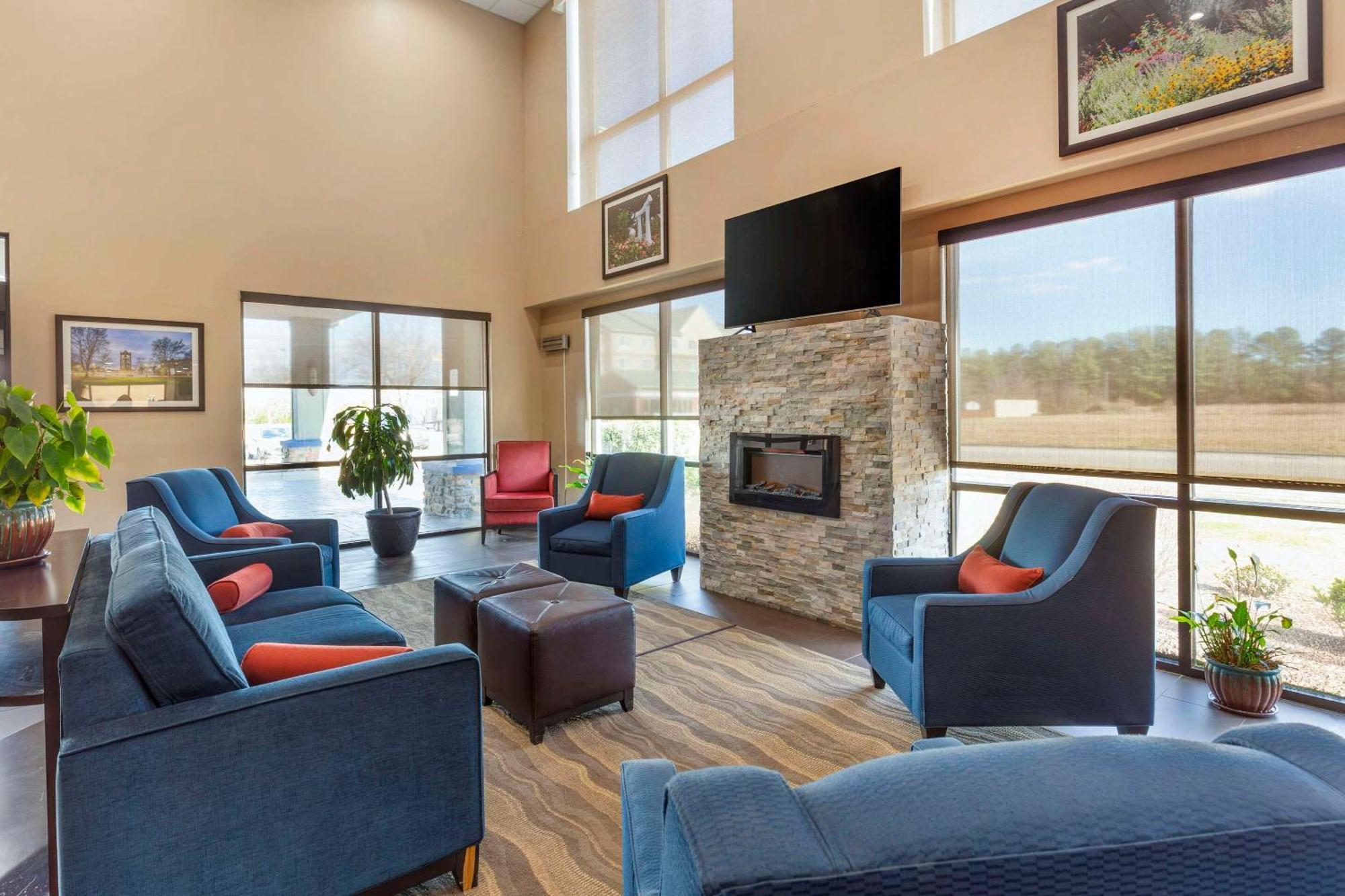 Comfort Suites Wilson - I - 95 Εξωτερικό φωτογραφία